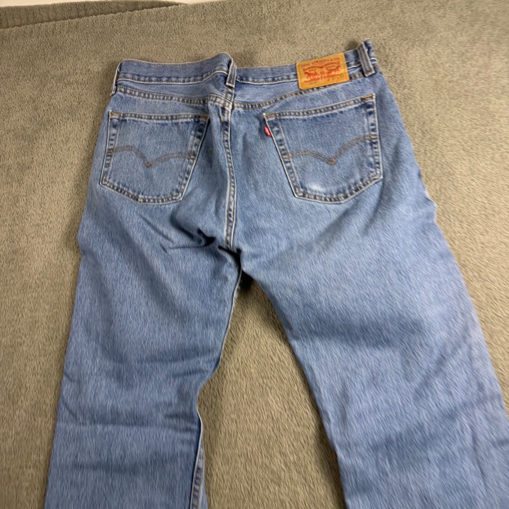 Levis 505 Regular Fit Straight Leg Jeans Medium Wash Blue W35 L32